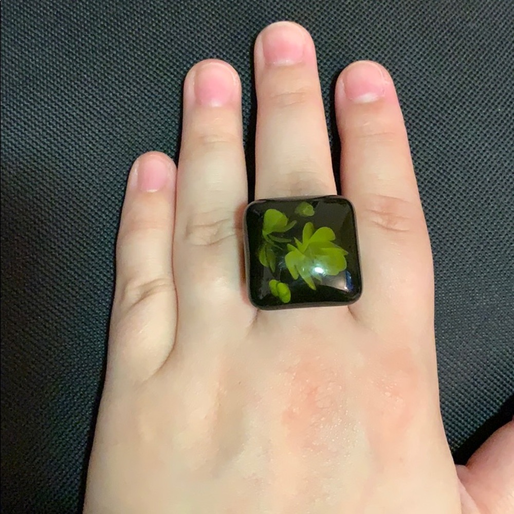 Vintage 3D resin ring